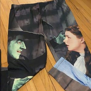 RARE FIND Novelty Wizard of Oz Leggings